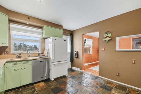 Tiny photo for 2008 Dorwood Drive, South Bend, IN 46617 (MLS # 202602696)