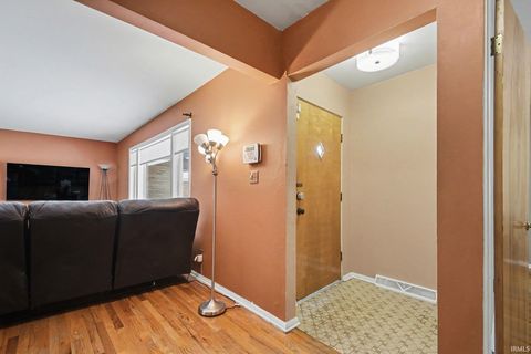 Tiny photo for 2008 Dorwood Drive, South Bend, IN 46617 (MLS # 202602696)