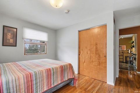 Tiny photo for 2008 Dorwood Drive, South Bend, IN 46617 (MLS # 202602696)