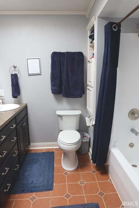 Tiny photo for 103 Western Hills Drive, Mount Vernon, IN 47620 (MLS # 202629800)