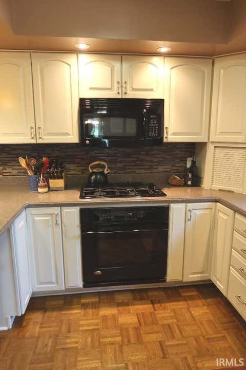 Tiny photo for 103 Western Hills Drive, Mount Vernon, IN 47620 (MLS # 202629800)