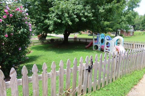 Tiny photo for 103 Western Hills Drive, Mount Vernon, IN 47620 (MLS # 202629800)