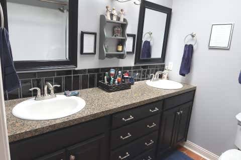 Tiny photo for 103 Western Hills Drive, Mount Vernon, IN 47620 (MLS # 202629800)