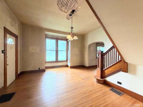 Tiny photo for 300 Humphrey Street, Logansport, IN 46947 (MLS # 202628799)