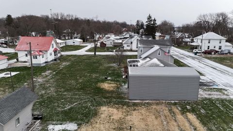 Tiny photo for 8696 Burrows Road, Burrows, IN 46916 (MLS # 202609018)