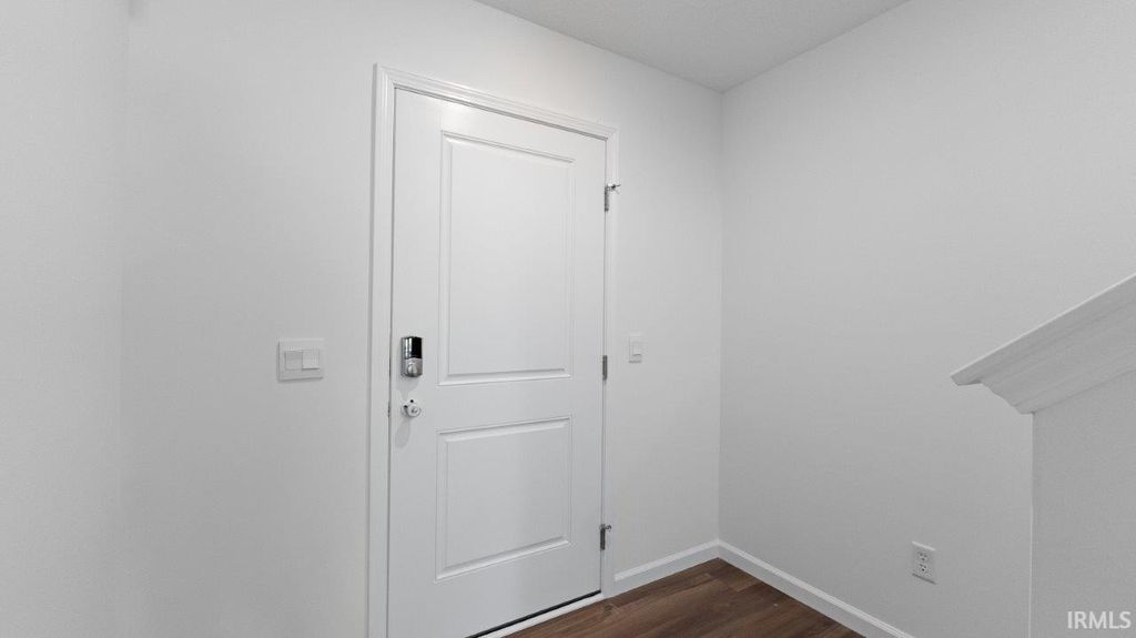 Photo of 1723 Granger Lane, Bluffton, IN 46714 (MLS # 202609312)