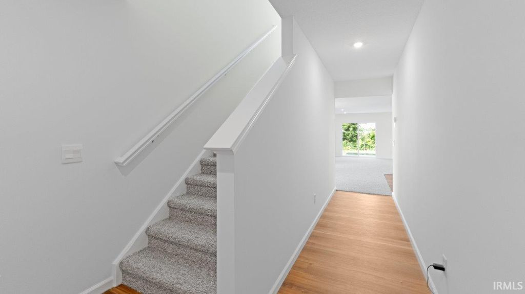 Photo of 1723 Granger Lane, Bluffton, IN 46714 (MLS # 202609312)