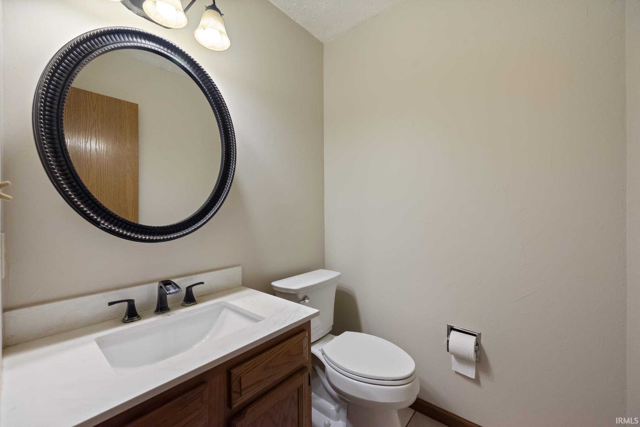 Lafayette, Indiana 47909, United States, 4 Bedrooms Bedrooms, ,3 BathroomsBathrooms,Residential,Pending,157216