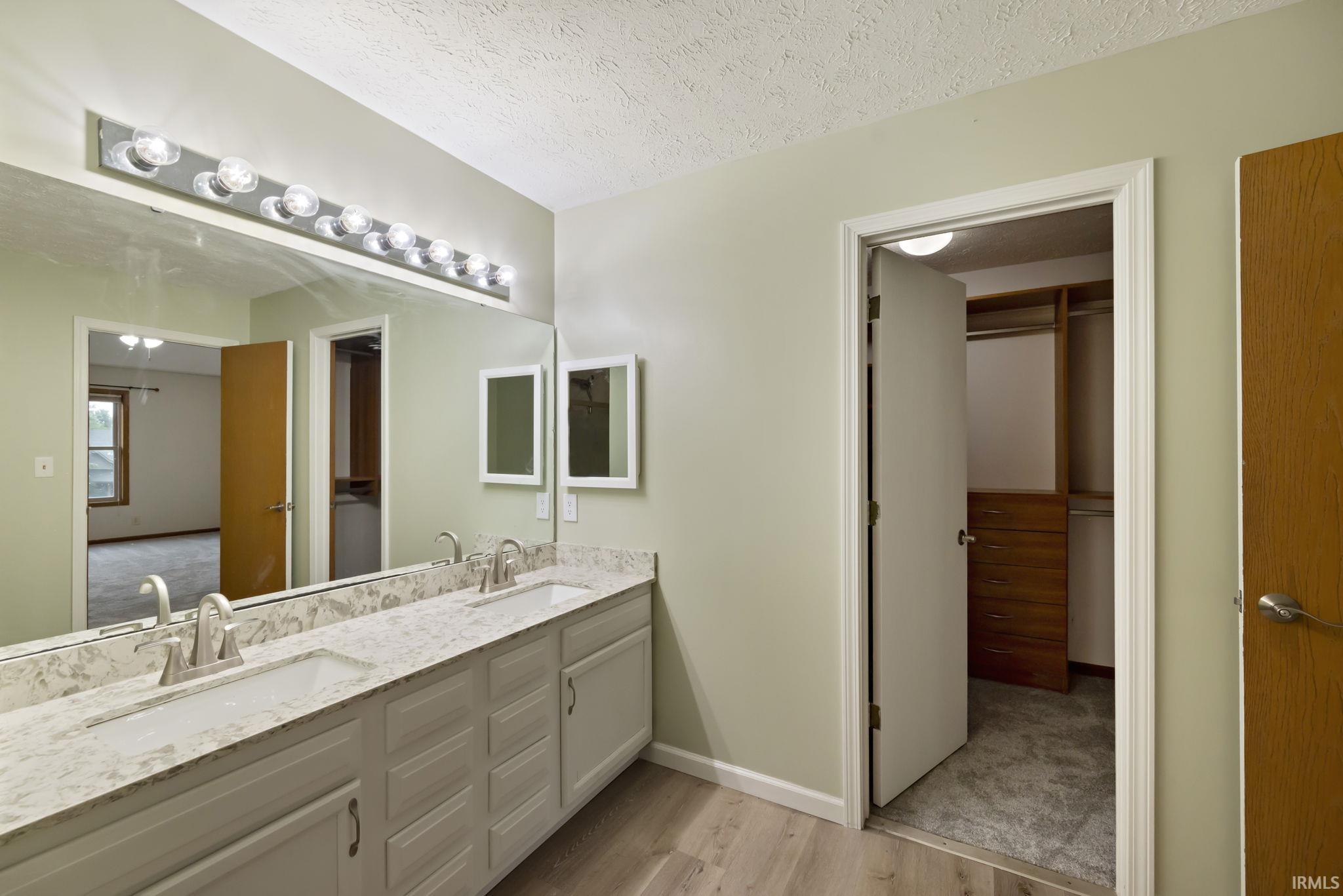 Lafayette, Indiana 47909, United States, 4 Bedrooms Bedrooms, ,3 BathroomsBathrooms,Residential,Pending,157216