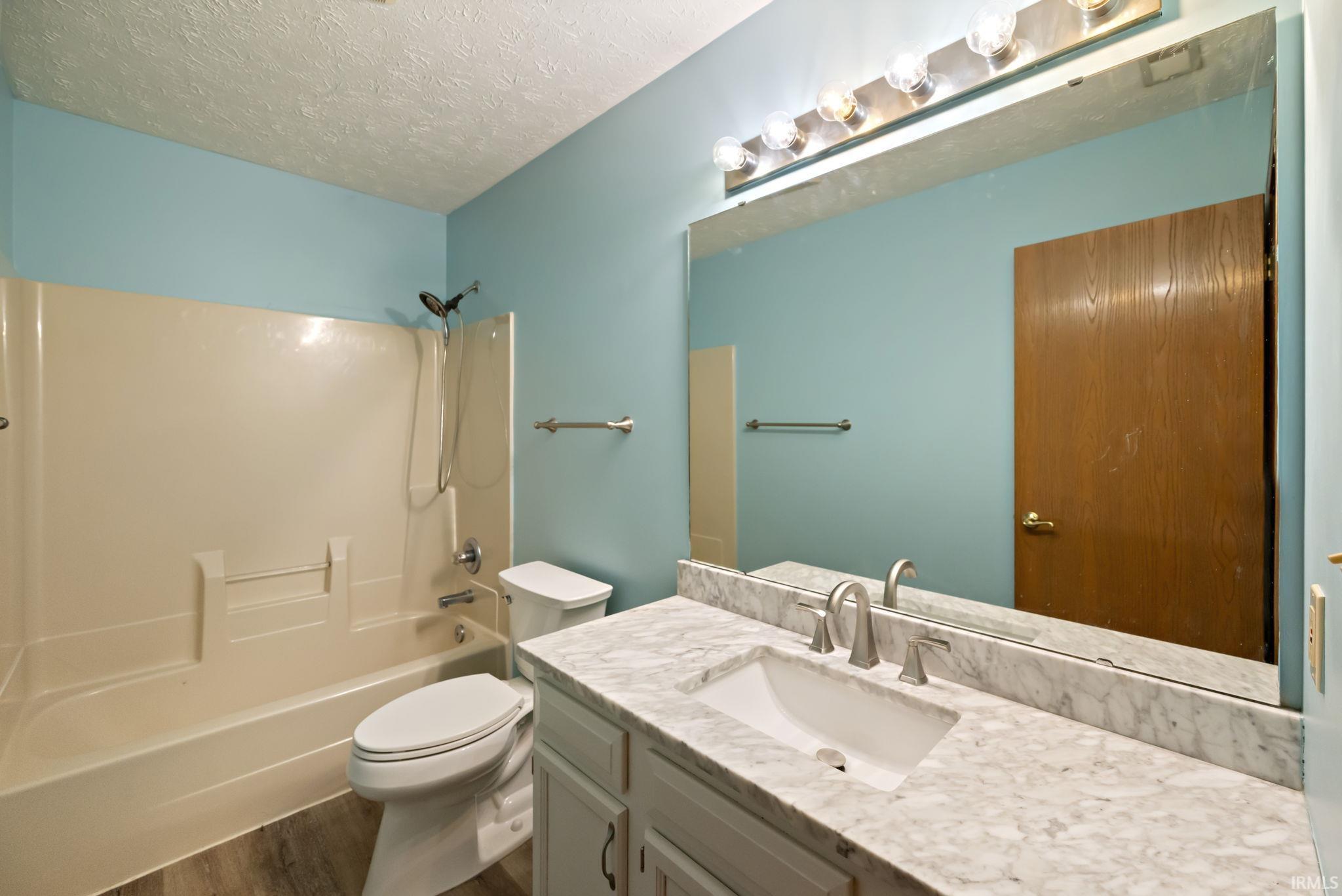 Lafayette, Indiana 47909, United States, 4 Bedrooms Bedrooms, ,3 BathroomsBathrooms,Residential,Pending,157216