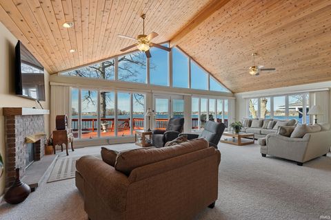 Tiny photo for 2910 Country Club Drive East Drive, Rochester, IN 46975 (MLS # 202608492)