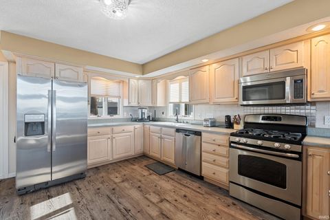 Tiny photo for 2910 Country Club Drive East Drive, Rochester, IN 46975 (MLS # 202608492)