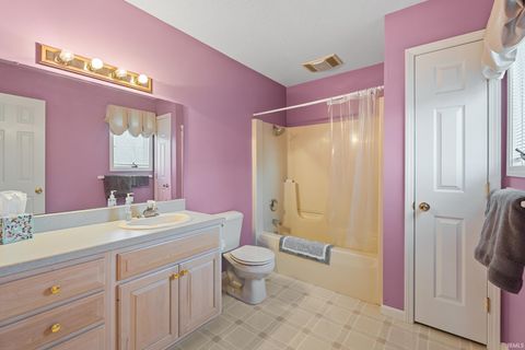 Tiny photo for 2910 Country Club Drive East Drive, Rochester, IN 46975 (MLS # 202608492)