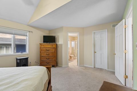 Tiny photo for 2910 Country Club Drive East Drive, Rochester, IN 46975 (MLS # 202608492)