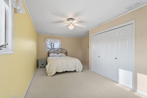 Tiny photo for 2910 Country Club Drive East Drive, Rochester, IN 46975 (MLS # 202608492)