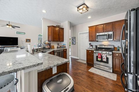 Tiny photo for 5 Rushgrove Court, Lafayette, IN 47909 (MLS # 202529673)