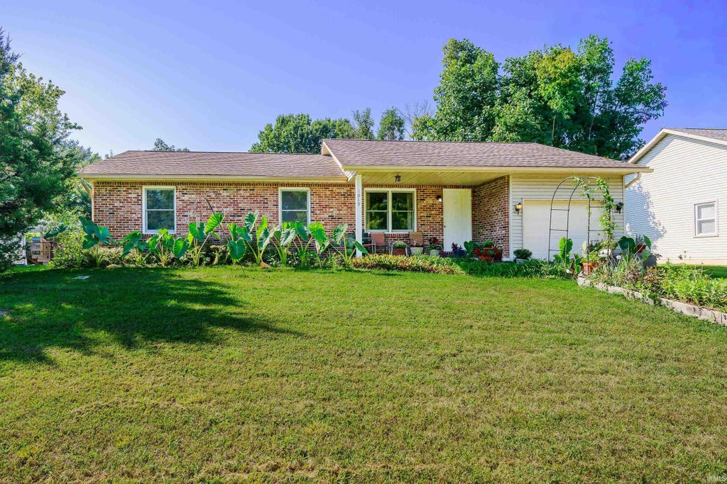 Photo of 1019 W Countryside Lane, Bloomington, IN 47403 (MLS # 202636965)