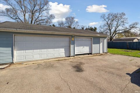 Tiny photo for 27380 Sunnyfield Drive, Elkhart, IN 46514 (MLS # 202605659)
