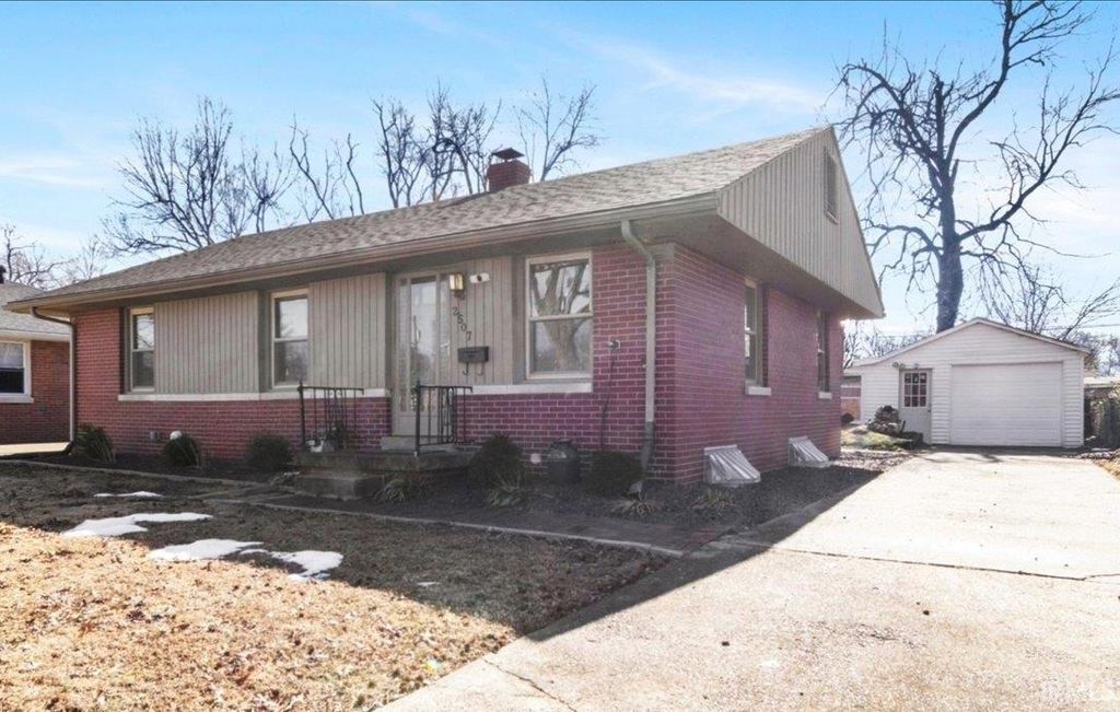 Photo of 2507 Vogel Road, Evansville, IN 47711 (MLS # 202604461)