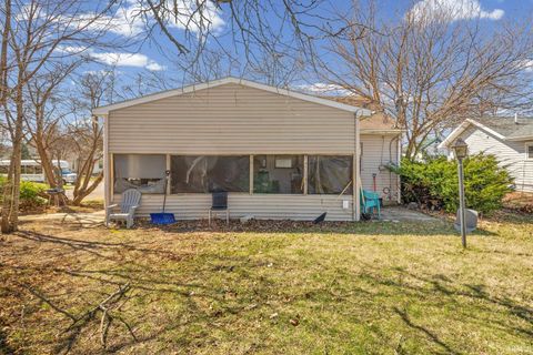 Tiny photo for 819 S 19th Street, Lafayette, IN 47905 (MLS # 202609184)