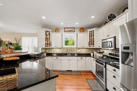 Tiny photo for 728 Gentry Lane, New Carlisle, IN 46552 (MLS # 202643594)