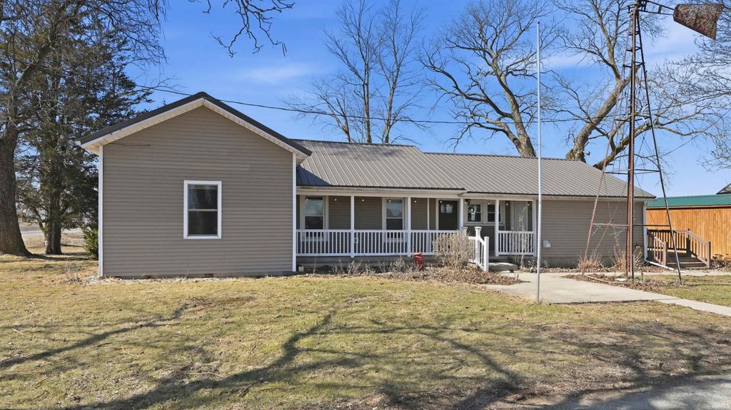 Photo of 4871 E 400 N, Craigville, IN 46731 (MLS # 202606778)