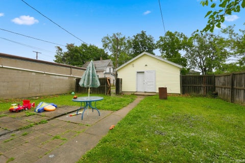 Tiny photo for 1728 High Street, Fort Wayne, IN 46808 (MLS # 202624496)