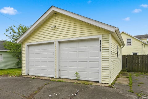 Tiny photo for 1728 High Street, Fort Wayne, IN 46808 (MLS # 202624496)