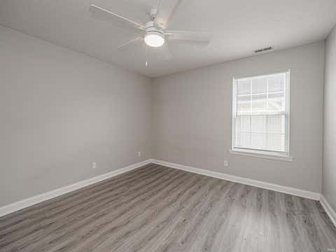 Tiny photo for 3805 Windsong Cove, Evansville, IN 47715 (MLS # 202625456)