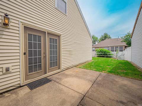 Tiny photo for 3805 Windsong Cove, Evansville, IN 47715 (MLS # 202625456)