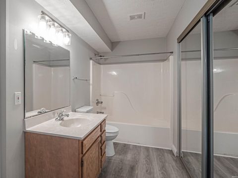 Tiny photo for 3805 Windsong Cove, Evansville, IN 47715 (MLS # 202625456)