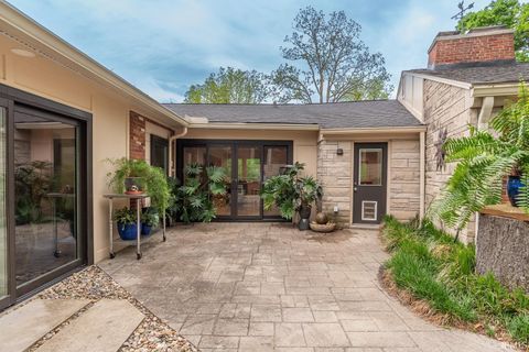 Tiny photo for 929 S Eagleson Avenue, Bloomington, IN 47401 (MLS # 202618606)