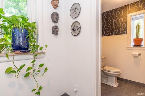 Tiny photo for 929 S Eagleson Avenue, Bloomington, IN 47401 (MLS # 202618606)