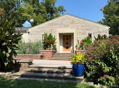 Tiny photo for 929 S Eagleson Avenue, Bloomington, IN 47401 (MLS # 202618606)