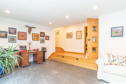 Tiny photo for 929 S Eagleson Avenue, Bloomington, IN 47401 (MLS # 202618606)