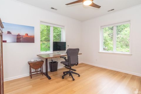 Tiny photo for 929 S Eagleson Avenue, Bloomington, IN 47401 (MLS # 202618606)