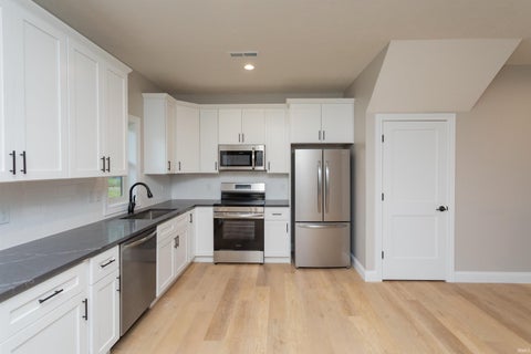 Tiny photo for 1309 S 5th Street, Lafayette, IN 47905 (MLS # 202643901)