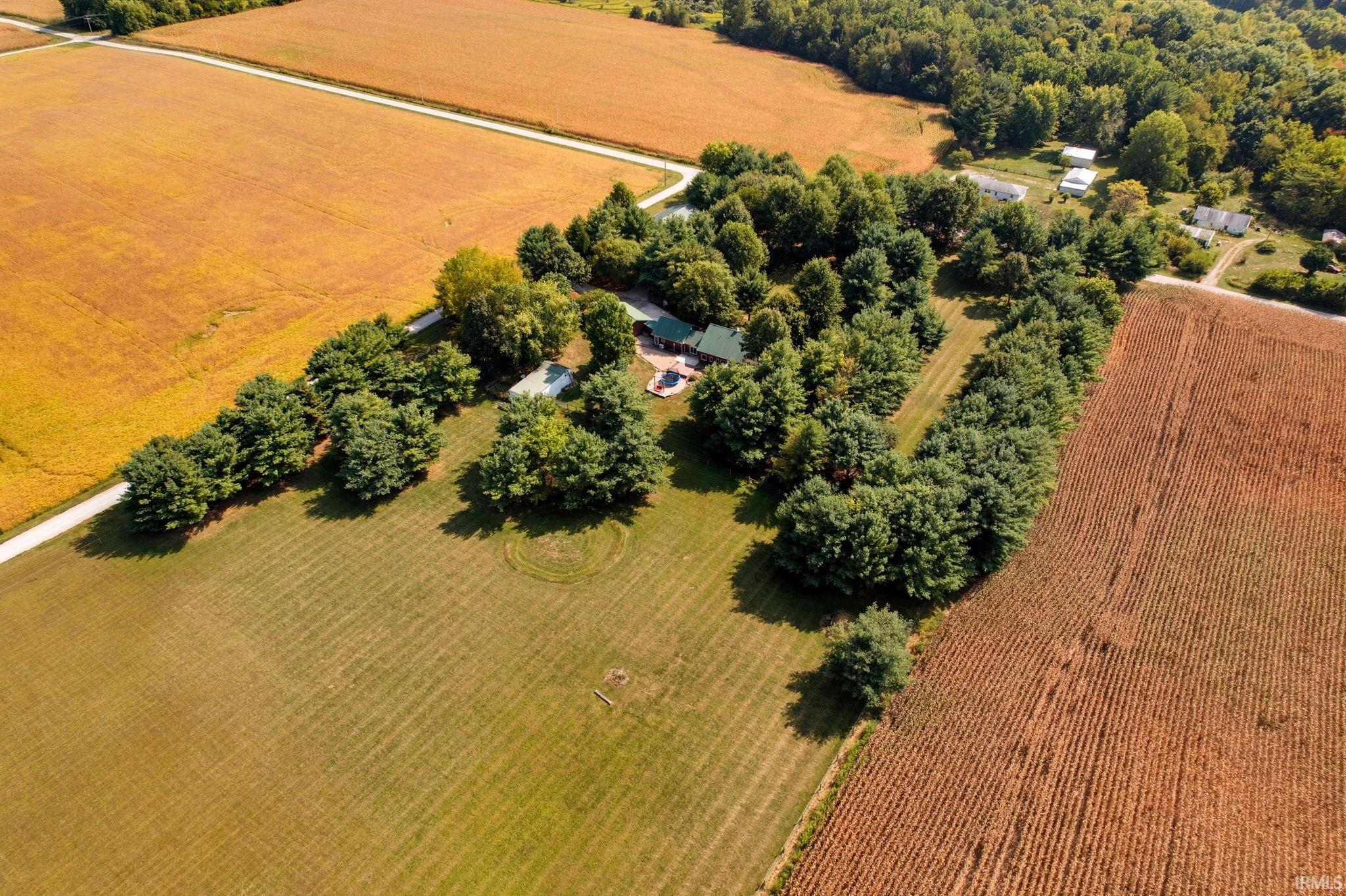 Frankfort, Indiana 46041, United States, 3 Bedrooms Bedrooms, ,5 BathroomsBathrooms,Residential,Pending,213588