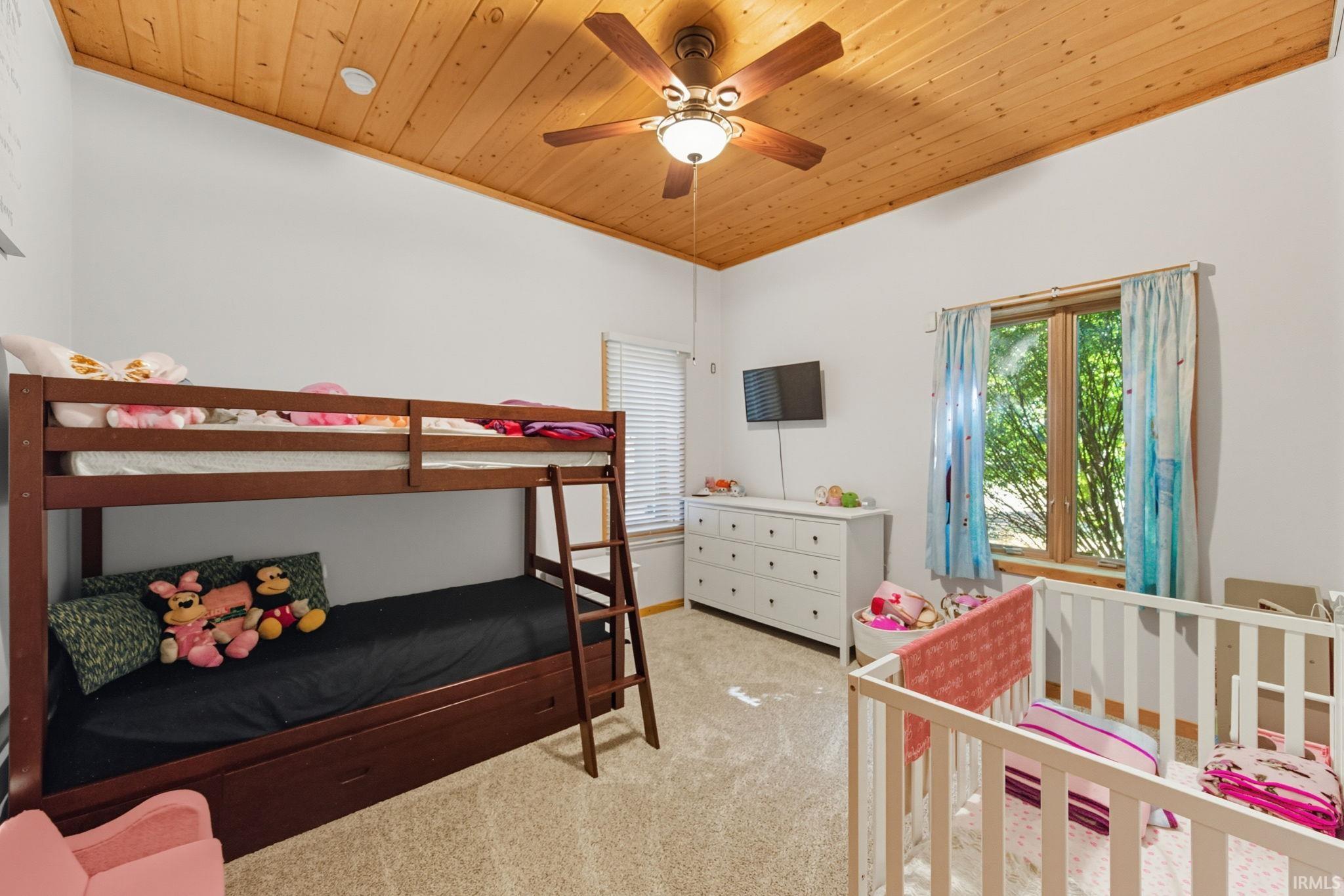 Frankfort, Indiana 46041, United States, 3 Bedrooms Bedrooms, ,5 BathroomsBathrooms,Residential,Pending,213588