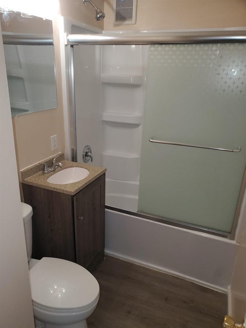 Tiny photo for 3817 Belle Vista VIS, South Bend, IN 46619 (MLS # 202635293)