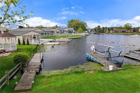 Tiny photo for 2607 Wolfs Point Drive, Rochester, IN 46975 (MLS # 202618019)