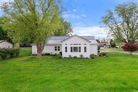 Tiny photo for 2607 Wolfs Point Drive, Rochester, IN 46975 (MLS # 202618019)
