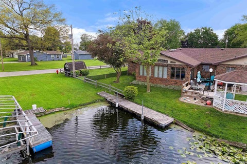 Tiny photo for 2607 Wolfs Point Drive, Rochester, IN 46975 (MLS # 202618019)