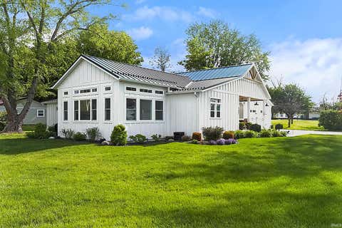 Tiny photo for 2607 Wolfs Point Drive, Rochester, IN 46975 (MLS # 202618019)