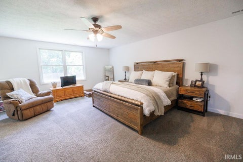 Tiny photo for 1162 W Thornridge Way, Spencer, IN 47460 (MLS # 202624766)