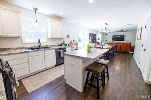 Tiny photo for 1162 W Thornridge Way, Spencer, IN 47460 (MLS # 202624766)