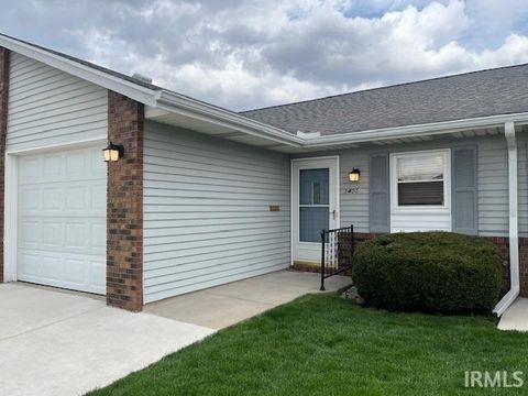 Photo of 1405 Berkley Circle, Mishawaka, IN 46544 (MLS # 202612823)