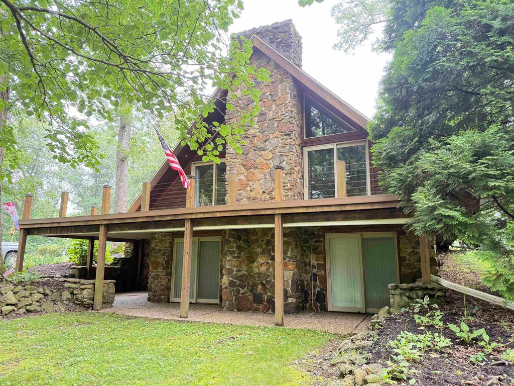 Photo of 299 Spring Haven Road Rd, Mitchell, IN 47446 (MLS # 202601465)