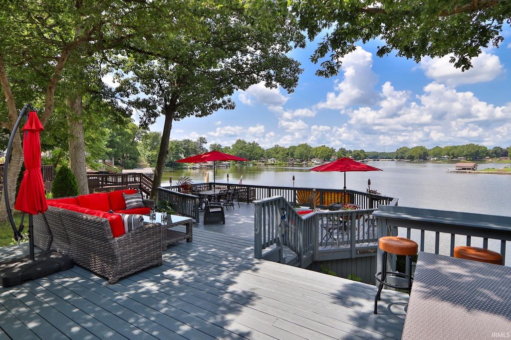 Photo of 3291 E Stahl Road, Monticello, IN 47960 (MLS # 202605633)