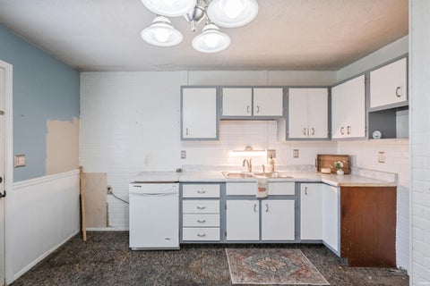 Tiny photo for 6001 Kiowa Street, Kokomo, IN 46902 (MLS # 202640003)